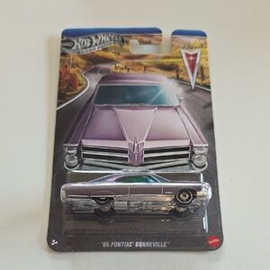 Hot Wheels '65 Pontiac Bonneville Car - Silver Series